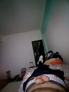 Snapshot of kredazzbigdick chatting on 10.25.25 kredazzbigdick online show from 10.25.25