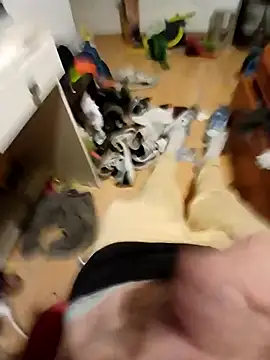 Snapshot of kredazzbigdick chatting on 11.03.25 kredazzbigdick online show from 11.03.25