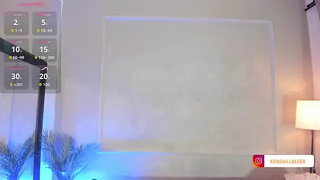 Kendallbleer online show from 10.28.25