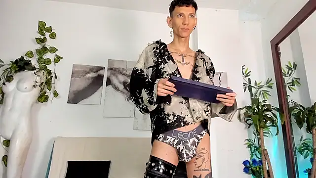 Snapshot of Giotrashy chatting on 02.23.26 Giotrashy online show from 02.23.26