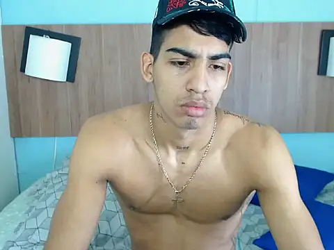 Snapshot of Liam_Wyat chatting on 11.28.25 Liam Wyat online show from 11.28.25