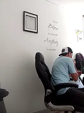 Snapshot of Haron-Hot chatting on 03.21.25 Haron-Hot online show from 03.21.25