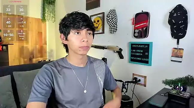 Snapshot of Yaiden_11 chatting on 03.18.25 Yaiden 11 online show from 03.18.25