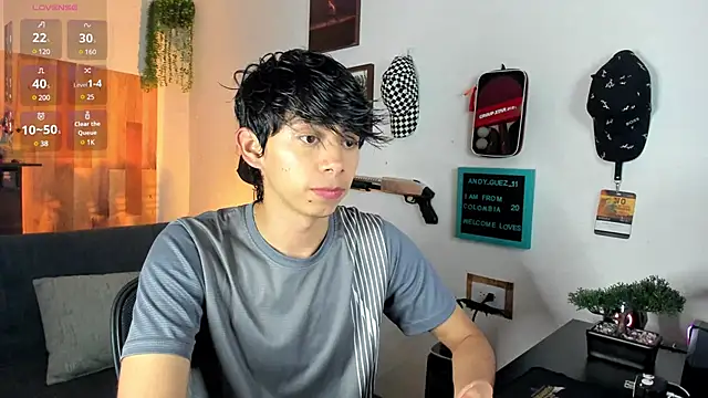 Snapshot of Yaiden_11 chatting on 03.18.25 Yaiden 11 online show from 03.18.25