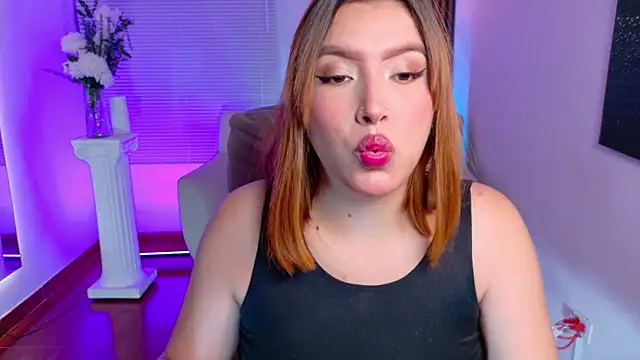 Snapshot of karla_hill_28 chatting on 07.18.26 karla hill 28 online show from 07.18.26