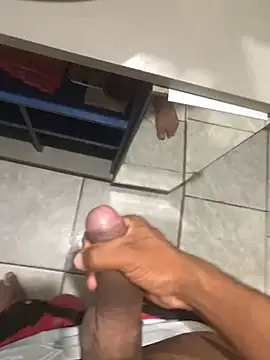 Snapshot of Andreizinho34 chatting on 02.15.26 Andreizinho34 online show from 02.15.26