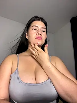 Saanvi21 online show from 11.07.25