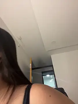 Saanvi21 online show from 02.26.26