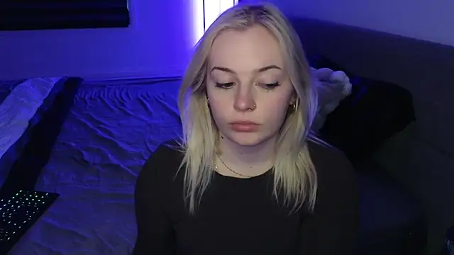Snapshot of margot_robbie7 chatting on 04.27.26 margot robbie7 online show from 04.27.26