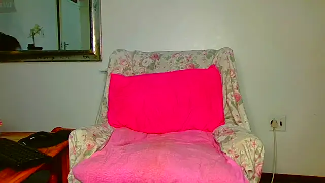 ModelZoee online show from 03.24.26