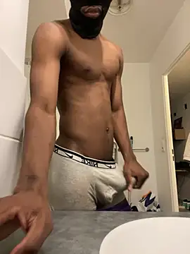 Snapshot of Renoirmonter chatting on 02.13.26 Renoirmonter online show from 02.13.26