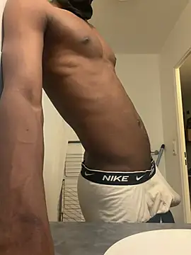 Snapshot of Renoirmonter chatting on 02.22.26 Renoirmonter online show from 02.22.26