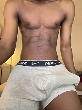 Snapshot of Renoirmonter chatting on 03.19.26 Renoirmonter online show from 03.19.26