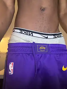 Snapshot of Renoirmonter chatting on 03.23.26 Renoirmonter online show from 03.23.26