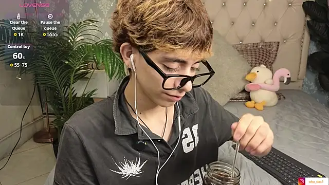 Snapshot of Matty_Sparkk chatting on 02.02.26 Matty Sparkk online show from 02.02.26