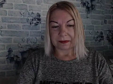 Lillia Ray online show from 10.02.25