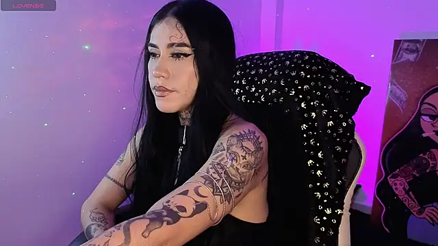 Snapshot of AnfisaLetyagho chatting on 11.09.25 AnfisaLetyagho online show from 11.09.25