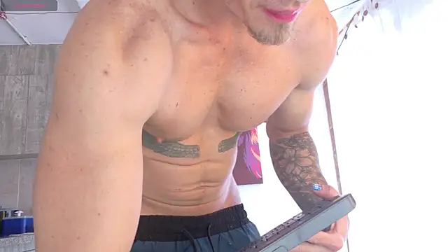 Ryannblue07 online show from 11.16.25