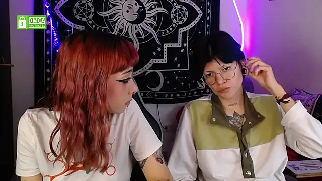 lovelockedlips online show from 10.01.25