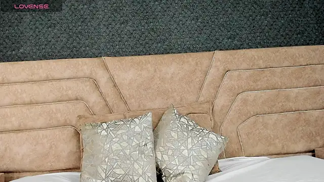 alice foxred online show from 03.14.25