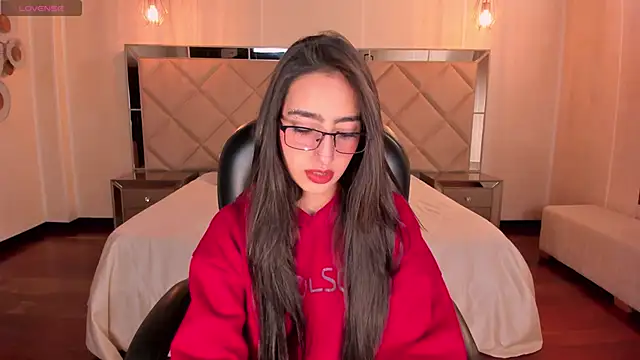 LarisaSmirnov online show from 01.10.26