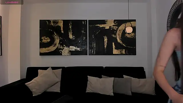 Snapshot of MaiaCollins chatting on 09.22.25 MaiaCollins online show from 09.22.25