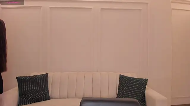 Snapshot of MaiaCollins chatting on 01.15.26 MaiaCollins online show from 01.15.26