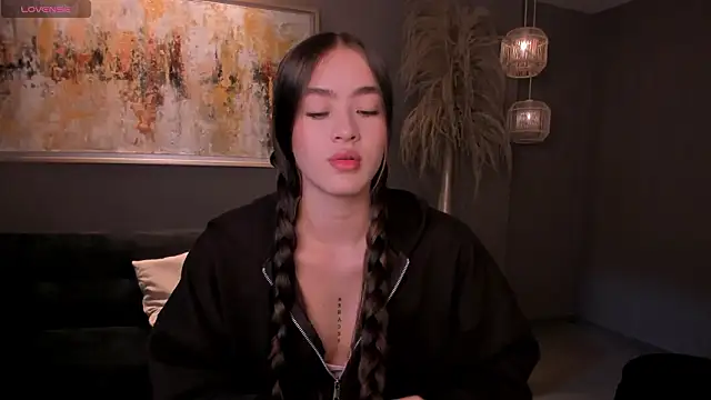 MaiaCollins online show from 03.05.26