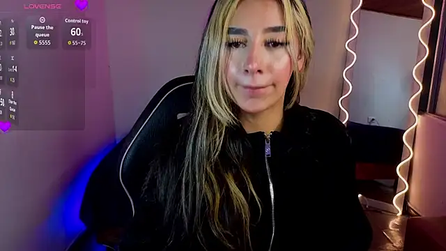 Malory tay1 online show from 10.15.25