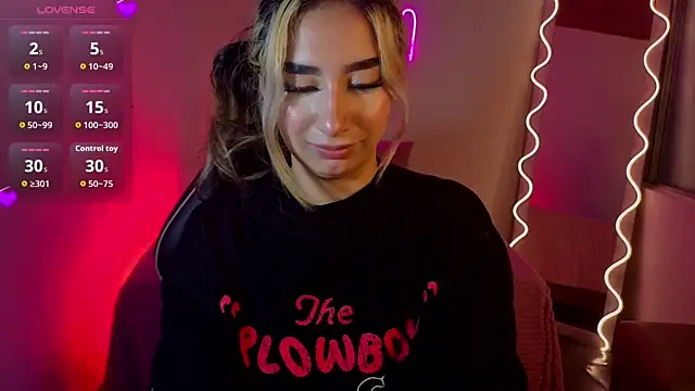 Malory tay1 online show from 10.24.25