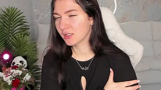 babyisperfect online show from 11.18.25