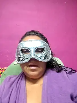Snapshot of Pequitas_sexi chatting on 06.02.26 Pequitas sexi online show from 06.02.26