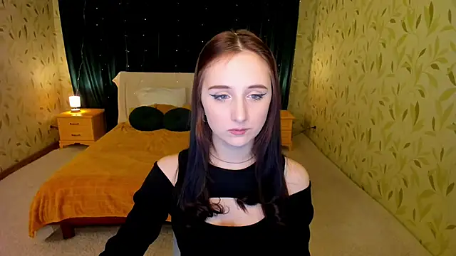 Snapshot of JulietMonli chatting on 02.11.26 JulietMonli online show from 02.11.26