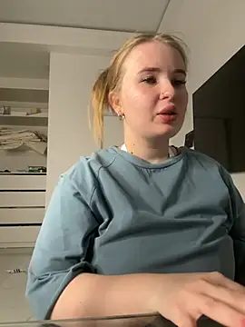 Amy Sky  online show from 03.20.25