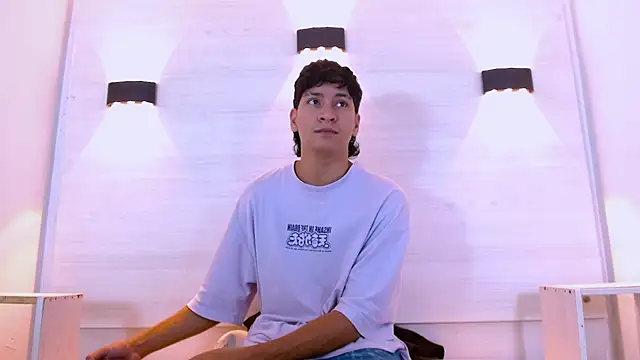 Jhojan twink online show from 12.01.25