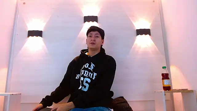 Jhojan twink online show from 12.02.25