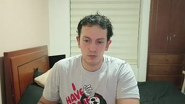 Snapshot of hardaftercum chatting on 05.20.26 hardaftercum online show from 05.20.26