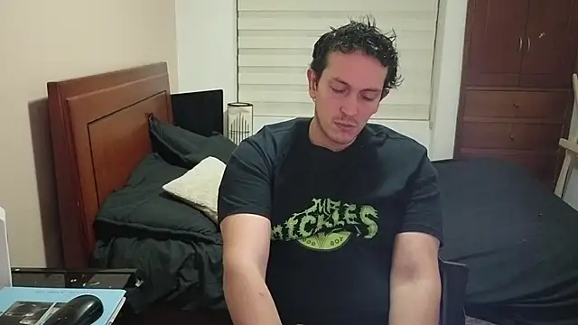 Snapshot of hardaftercum chatting on 05.24.26 hardaftercum online show from 05.24.26
