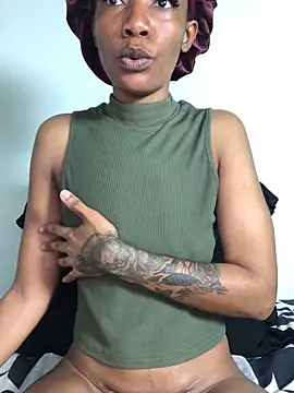 Miss  Mandy online show from 11.30.25