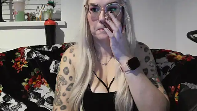 Sizzling Indie36 online show from 10.24.25