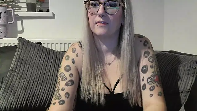 Sizzling Indie36 online show from 12.05.25