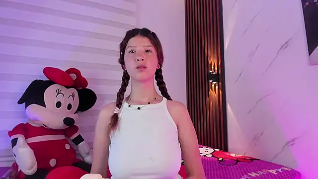 Sophie joyy online show from 03.07.26