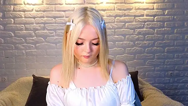 minigirl online show from 03.16.25