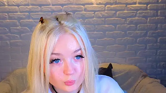 minigirl online show from 03.19.25