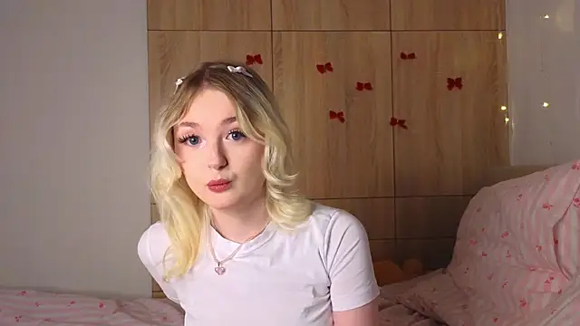 minigirl online show from 02.18.26