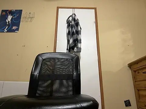 bwcizThrobbing online show from 09.21.25