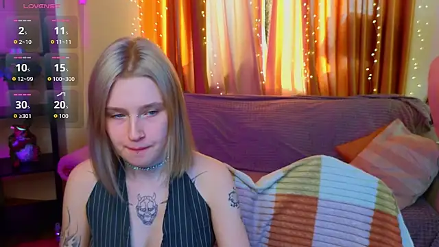 Snapshot of Tara_Lawson chatting on 02.04.26 Tara Lawson online show from 02.04.26