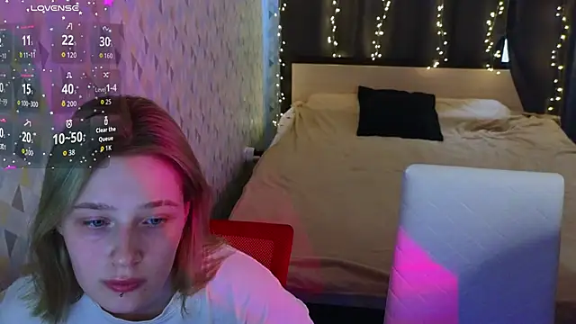 Snapshot of Tara_Lawson chatting on 03.04.26 Tara Lawson online show from 03.04.26