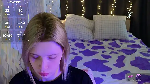 Snapshot of Tara_Lawson chatting on 03.28.26 Tara Lawson online show from 03.28.26