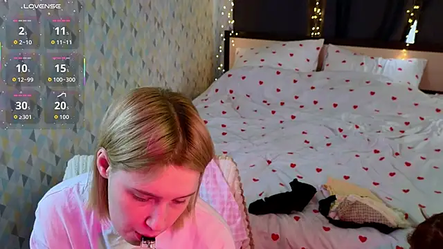 Snapshot of Tara_Lawson chatting on 04.13.26 Tara Lawson online show from 04.13.26